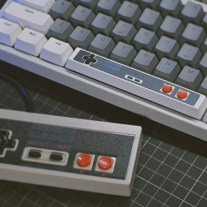 Nuevas Teclas Espaciales 6.25U para Teclados Mecánicos - Tapa de Tecla Personalizada con Elementos Retro de Gamepad NES para Interruptores Gateron y Akko