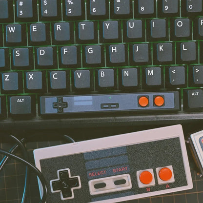 Nuevas Teclas Espaciales 6.25U para Teclados Mecánicos - Tapa de Tecla Personalizada con Elementos Retro de Gamepad NES para Interruptores Gateron y Akko